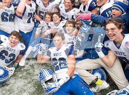 Thumbnail 3 in Darien vs. Greenwich (CIAC Class LL Final) photogallery.