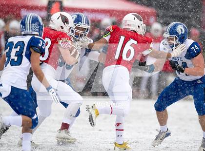 Thumbnail 1 in Darien vs. Greenwich (CIAC Class LL Final) photogallery.