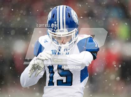 Thumbnail 3 in Darien vs. Greenwich (CIAC Class LL Final) photogallery.
