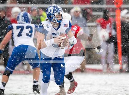 Thumbnail 2 in Darien vs. Greenwich (CIAC Class LL Final) photogallery.