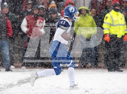 Thumbnail 1 in Darien vs. Greenwich (CIAC Class LL Final) photogallery.