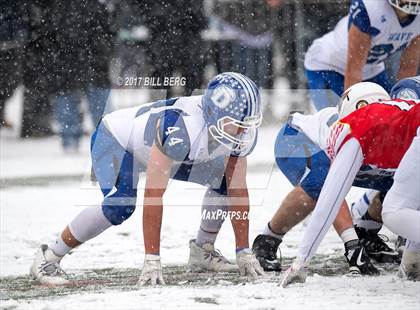 Thumbnail 2 in Darien vs. Greenwich (CIAC Class LL Final) photogallery.