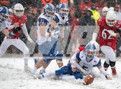 Thumbnail 1 in Darien vs. Greenwich (CIAC Class LL Final) photogallery.