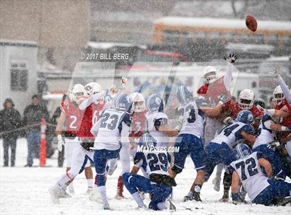 Thumbnail 1 in Darien vs. Greenwich (CIAC Class LL Final) photogallery.