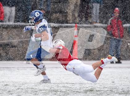 Thumbnail 1 in Darien vs. Greenwich (CIAC Class LL Final) photogallery.