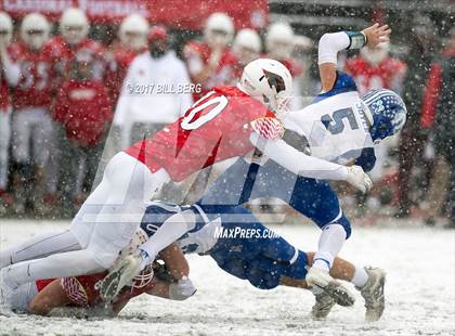 Thumbnail 1 in Darien vs. Greenwich (CIAC Class LL Final) photogallery.