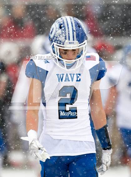 Thumbnail 2 in Darien vs. Greenwich (CIAC Class LL Final) photogallery.