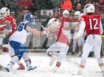 Thumbnail 2 in Darien vs. Greenwich (CIAC Class LL Final) photogallery.