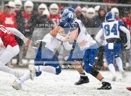 Thumbnail 3 in Darien vs. Greenwich (CIAC Class LL Final) photogallery.