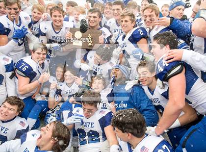 Thumbnail 2 in Darien vs. Greenwich (CIAC Class LL Final) photogallery.