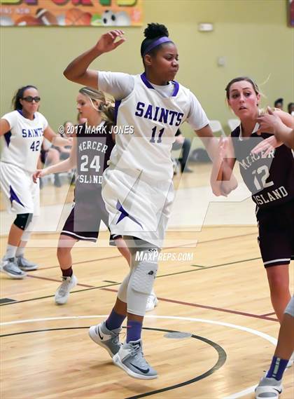 Thumbnail 3 in St. Anthony vs. Mercer Island (Nike Tournament of Champions) photogallery.