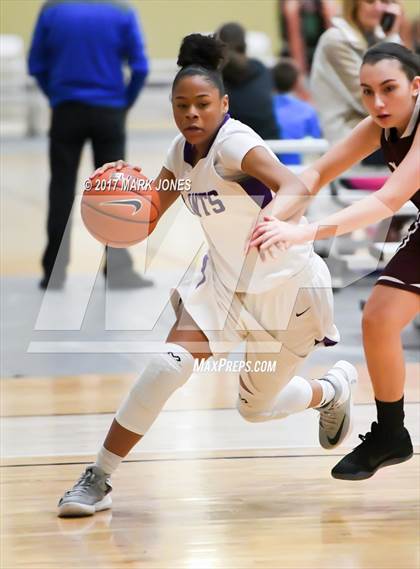 Thumbnail 3 in St. Anthony vs. Mercer Island (Nike Tournament of Champions) photogallery.