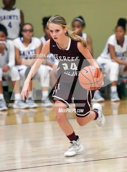 Thumbnail 1 in St. Anthony vs. Mercer Island (Nike Tournament of Champions) photogallery.