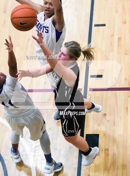 Thumbnail 2 in St. Anthony vs. Mercer Island (Nike Tournament of Champions) photogallery.