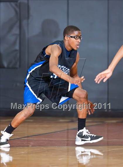 Thumbnail 3 in Dobie vs. Westside (McDonald's Texas Invitational) photogallery.