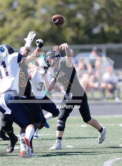 Thumbnail 3 in Bishop Gorman @ Lone Peak photogallery.