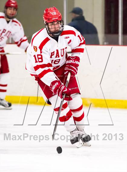 Thumbnail 2 in St. Paul's vs Kent School (Avon Old Farms Christmas Classic Final) photogallery.