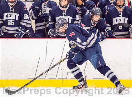 Thumbnail 3 in St. Paul's vs Kent School (Avon Old Farms Christmas Classic Final) photogallery.