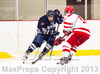 Thumbnail 1 in St. Paul's vs Kent School (Avon Old Farms Christmas Classic Final) photogallery.
