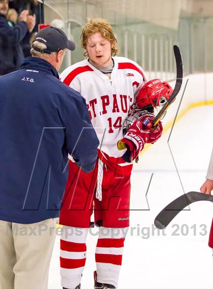 Thumbnail 2 in St. Paul's vs Kent School (Avon Old Farms Christmas Classic Final) photogallery.