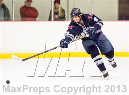 Thumbnail 3 in St. Paul's vs Kent School (Avon Old Farms Christmas Classic Final) photogallery.