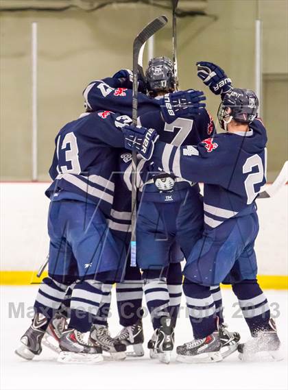 Thumbnail 1 in St. Paul's vs Kent School (Avon Old Farms Christmas Classic Final) photogallery.