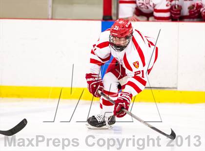 Thumbnail 2 in St. Paul's vs Kent School (Avon Old Farms Christmas Classic Final) photogallery.