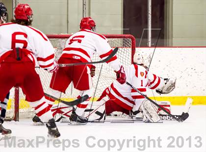 Thumbnail 3 in St. Paul's vs Kent School (Avon Old Farms Christmas Classic Final) photogallery.