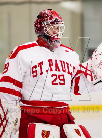 Thumbnail 3 in St. Paul's vs Kent School (Avon Old Farms Christmas Classic Final) photogallery.