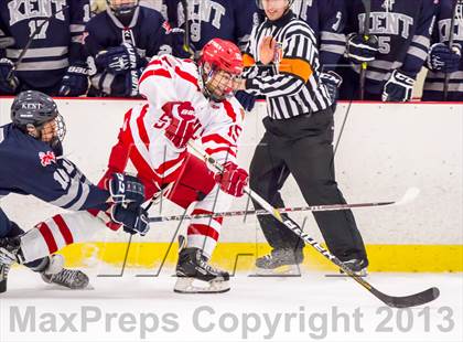 Thumbnail 3 in St. Paul's vs Kent School (Avon Old Farms Christmas Classic Final) photogallery.