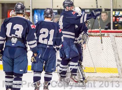 Thumbnail 2 in St. Paul's vs Kent School (Avon Old Farms Christmas Classic Final) photogallery.
