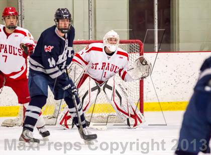 Thumbnail 2 in St. Paul's vs Kent School (Avon Old Farms Christmas Classic Final) photogallery.