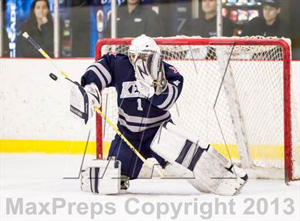 Thumbnail 2 in St. Paul's vs Kent School (Avon Old Farms Christmas Classic Final) photogallery.