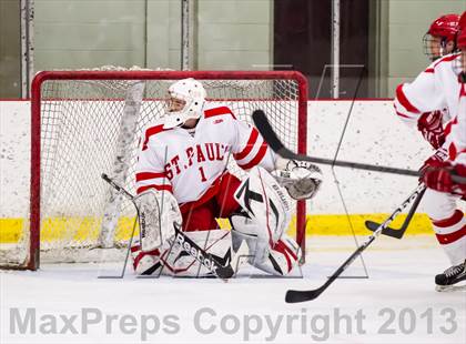 Thumbnail 3 in St. Paul's vs Kent School (Avon Old Farms Christmas Classic Final) photogallery.