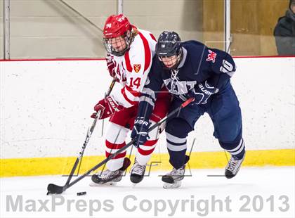 Thumbnail 1 in St. Paul's vs Kent School (Avon Old Farms Christmas Classic Final) photogallery.