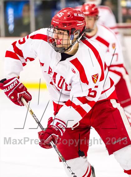 Thumbnail 3 in St. Paul's vs Kent School (Avon Old Farms Christmas Classic Final) photogallery.
