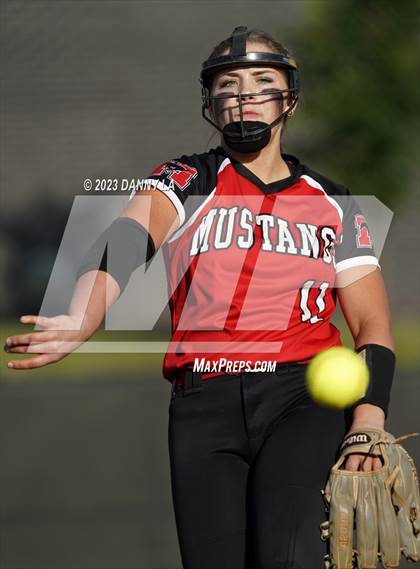 Thumbnail 3 in Caroline @ Meridian (VHSL Class 3 Region B Quarterfinal) photogallery.