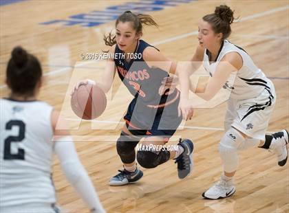 Thumbnail 3 in Clark vs. Brandeis photogallery.