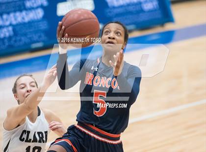 Thumbnail 3 in Clark vs. Brandeis photogallery.