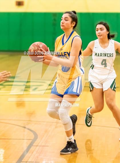 Thumbnail 2 in Moreau Catholic vs. Pinole Valley (NCS-CIF Playoffs) photogallery.