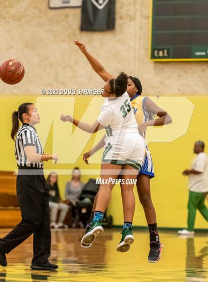 Thumbnail 2 in Moreau Catholic vs. Pinole Valley (NCS-CIF Playoffs) photogallery.