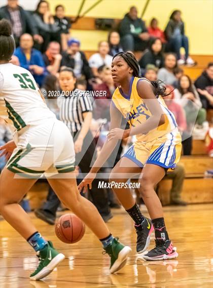 Thumbnail 2 in Moreau Catholic vs. Pinole Valley (NCS-CIF Playoffs) photogallery.