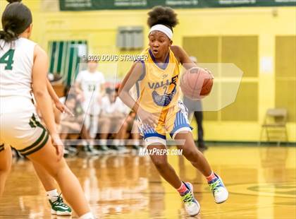 Thumbnail 3 in Moreau Catholic vs. Pinole Valley (NCS-CIF Playoffs) photogallery.