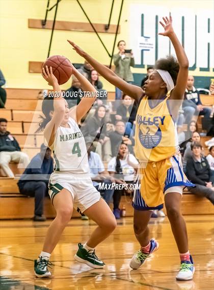 Thumbnail 3 in Moreau Catholic vs. Pinole Valley (NCS-CIF Playoffs) photogallery.