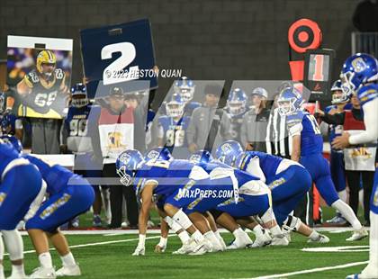 Thumbnail 3 in Serra vs. Mater Dei (CIF State Open Final) photogallery.
