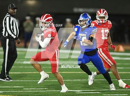 Thumbnail 2 in Serra vs. Mater Dei (CIF State Open Final) photogallery.