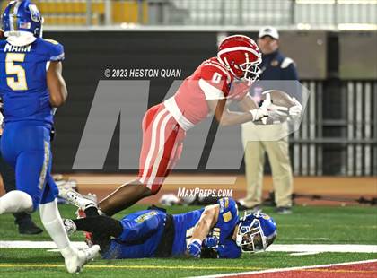 Thumbnail 2 in Serra vs. Mater Dei (CIF State Open Final) photogallery.