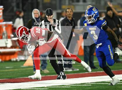 Thumbnail 1 in Serra vs. Mater Dei (CIF State Open Final) photogallery.