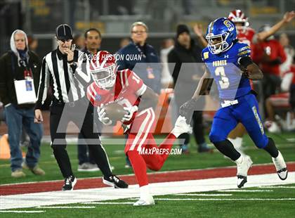 Thumbnail 2 in Serra vs. Mater Dei (CIF State Open Final) photogallery.