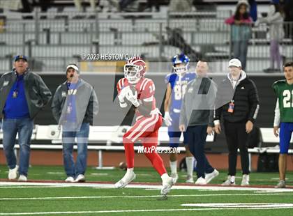 Thumbnail 2 in Serra vs. Mater Dei (CIF State Open Final) photogallery.